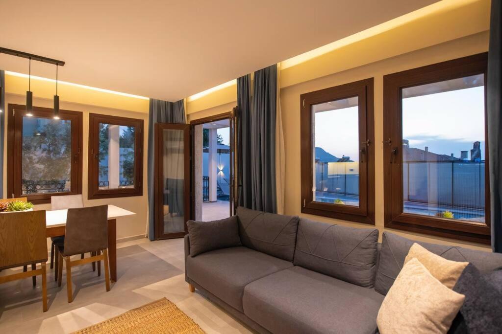 Havuzlu Korunakli Jakuzili Villa Фетхие Экстерьер фото