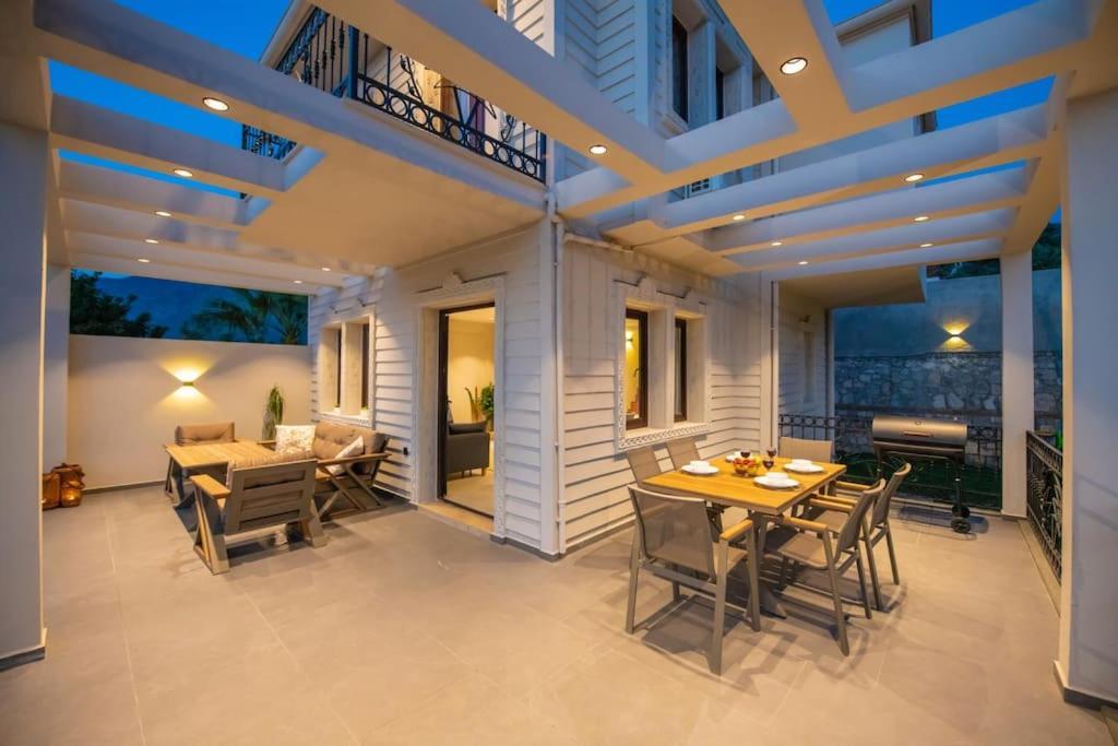 Havuzlu Korunakli Jakuzili Villa Фетхие Экстерьер фото