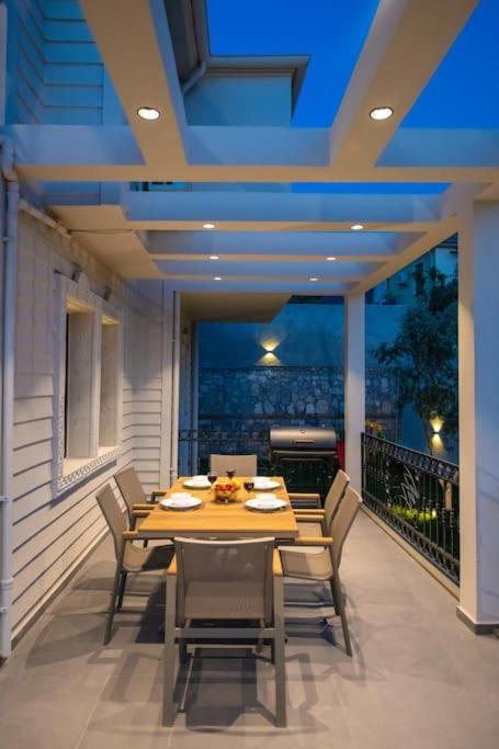 Havuzlu Korunakli Jakuzili Villa Фетхие Экстерьер фото